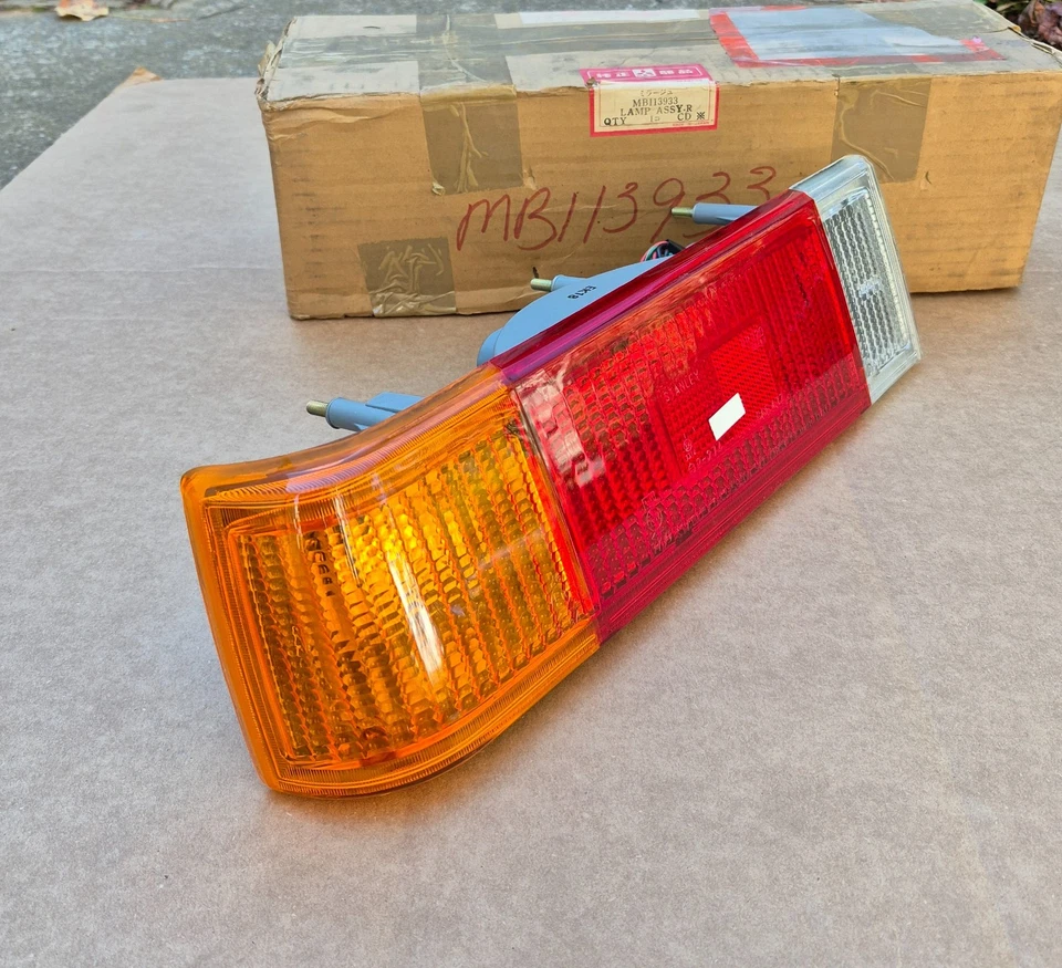 1980 80 Dodge Colt Plymouth Champ Hatchback NOS Mitsubishi Left TAIL LAMP ASSY - Image 2 of 4