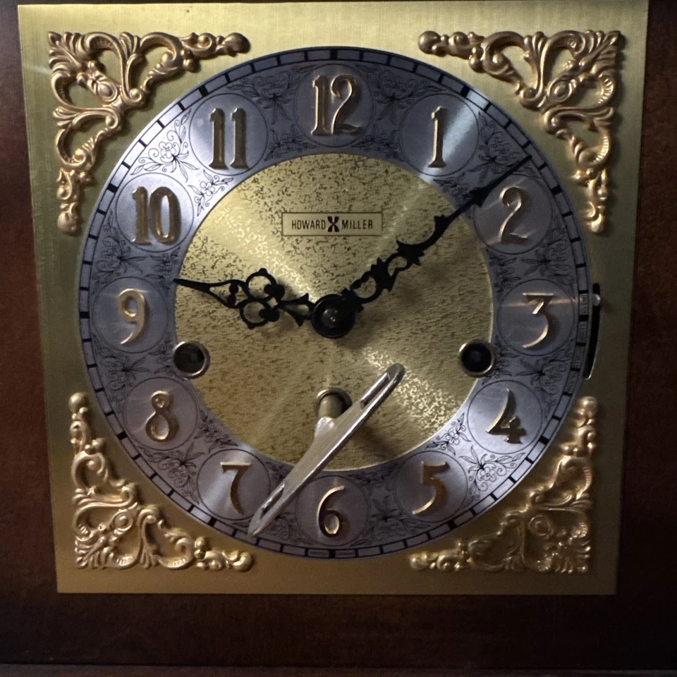 Howard Miller Thomas Tompion Mantel Clock 612436 Windsor Cherry  (Mantle Clock) - Image 4 of 4