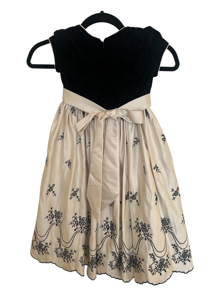 Золушка кремовый и черный бархат девочек платье вышитый цветочный дизайн размер 12  - Изображение 2 из 4