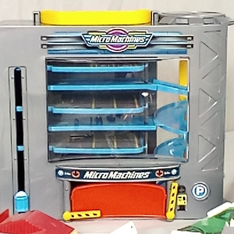 Micro Machines 1991 Super Van City RV Playset 11 Vehicles 2012 Garage Marvel - Image 2 of 4