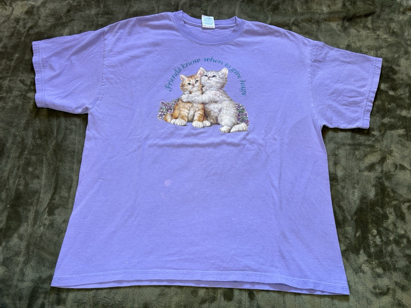 Vintage Cat Shirt Mens XL Purple Kitten Hugs Hugging Flower Cute Graphic Art Tee