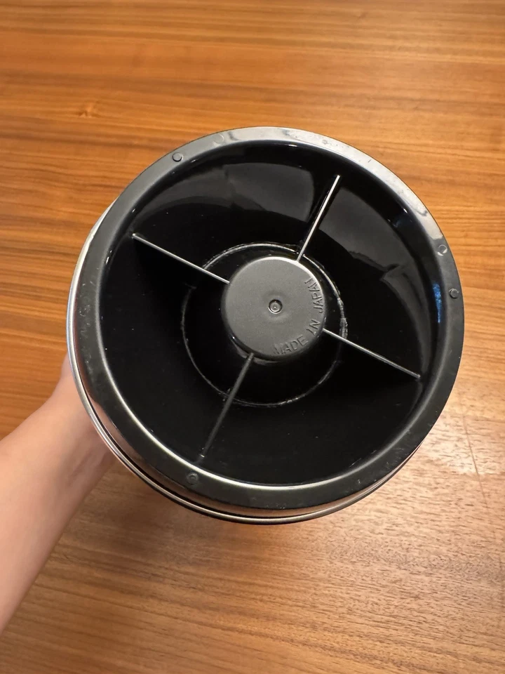 Zojirushi AHGB-10SE, Thermal Serve Carafe, 34 oz. /1.0 liter, Polished Stainless - Image 4 of 4