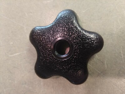 69 MCMASTER CARR PLASTIC MULTI-ARM KNOBS UN-THREADED THROUGH HOLE 59625K23