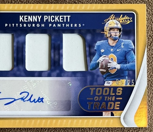 Parche de autógrafo absoluto Kenny Pickett 2022 Chronicles Draft DORADO #TTT-KPI/25 - Imagen 3 de 8