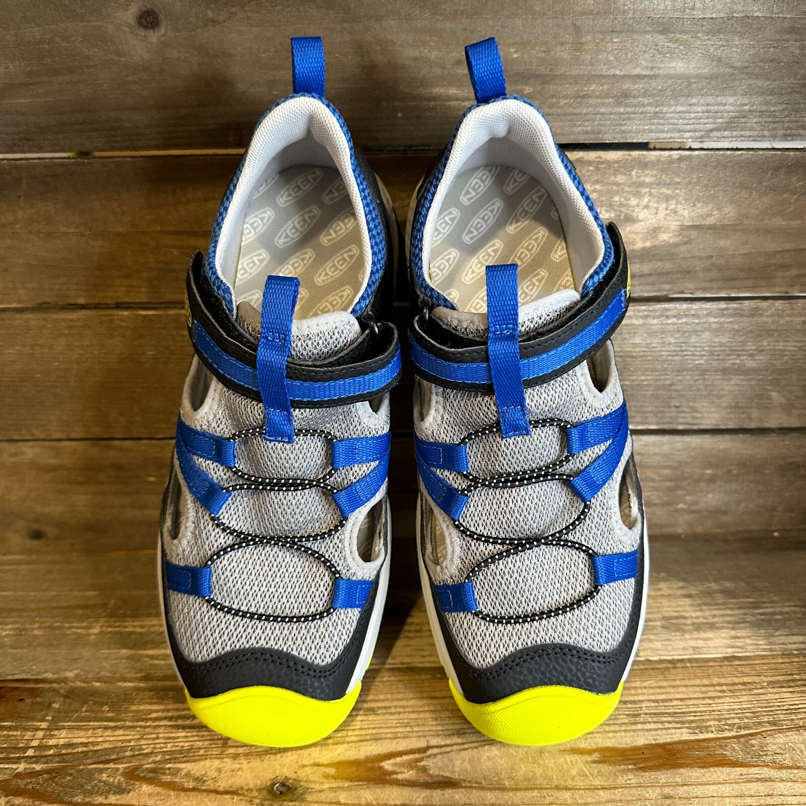 Sandali nuovi con scatola grandi bambini Keen Motozoa grigi scarpe da trekking outdoor acqua taglia 5 Y