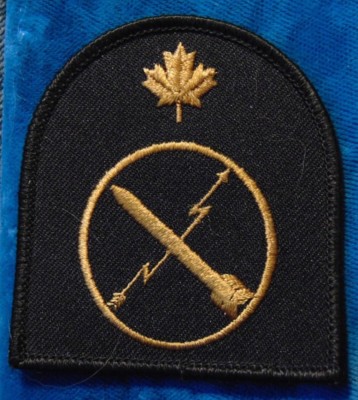 RCN ROYAL CANADIAN NAVY Naval Electronic Sensor Operator patch badge 3 ...