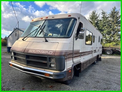 1986 Fleetwood Southwind G30 31' Class A RV 7.4L V8 Runs Great Clean Front Bunk 