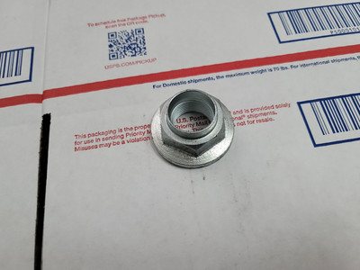 Front CV Axle Shaft Bolt 32mm For 2010-2012 Ford Fusion Mercury Milan 8L6