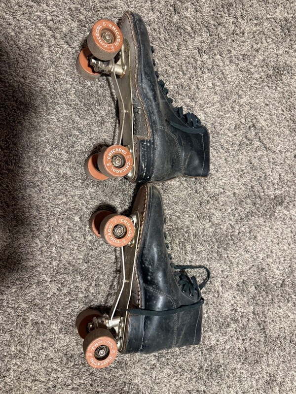 vintage black Chicago 76P roller skates
