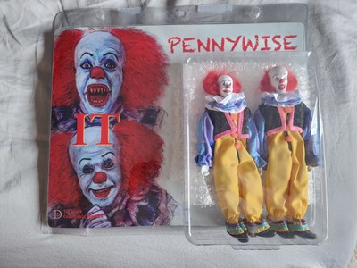 Pennywise 2 Pack - Demented Dollies. IT Limited Edition 