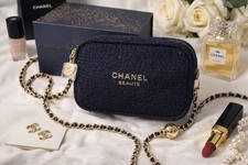 CHANEL Beauty Holiday Pouch Navy Tweed + added Gold Chain Camellia GWP With Box