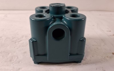 HALDEX 102165RX Relay Valve Remanufactured Bendix R-12 Relay Valve 