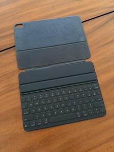 【値下げ中】iPad Pro 11\" 第2世代 + Smart Keyboard アップル(Apple) MXNK2LL／A 11インチiPad Pro（第2世代）用Smart