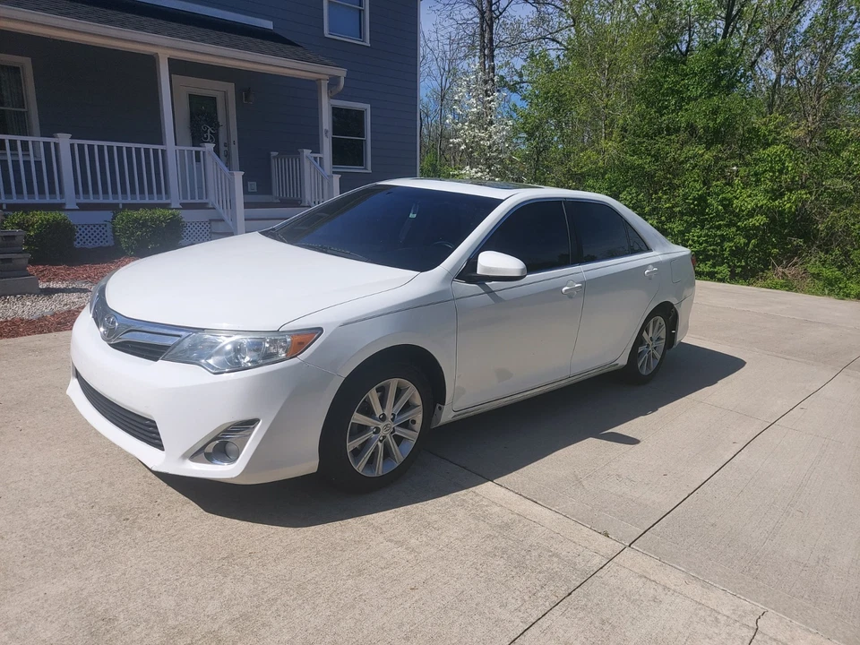 2012 丰田凯美瑞底座 — 第 2/4 张图片