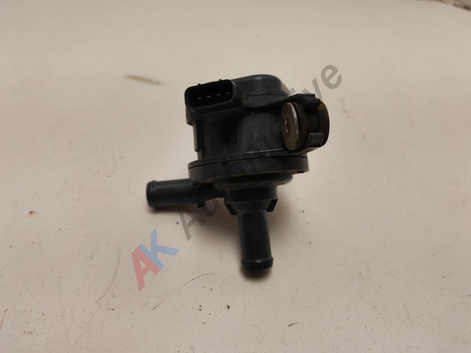 Toyota Yaris MK3 12-19 Hybrid Auxiliary Electric Water Pump G9040-52020 - Image 4 of 4