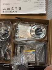 FUJIFILM FinePix F80 EXR Compact Digital Camera Tested with Minor Scratches