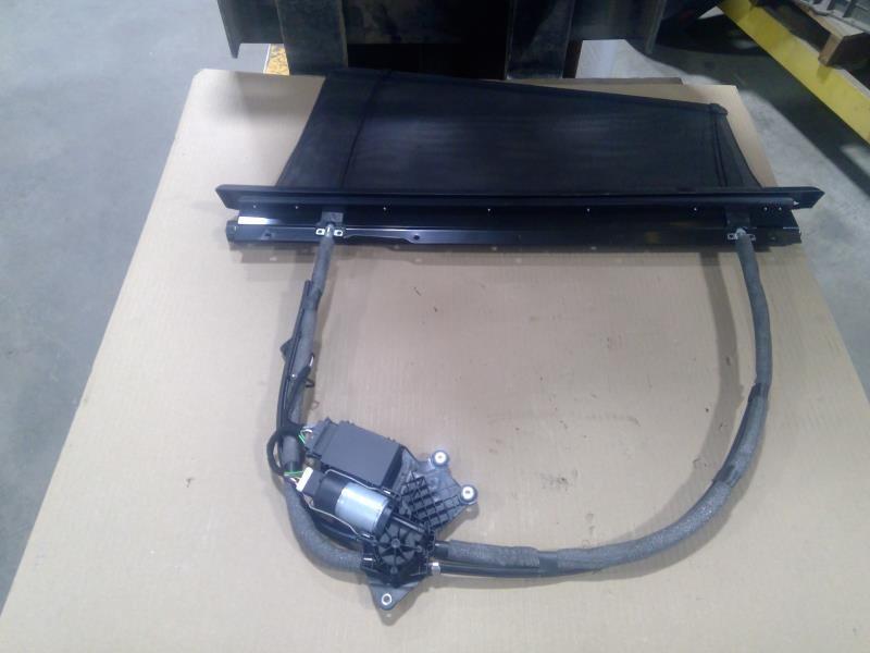 2014 - 2022 MASERATI QUATTROPORT DRIVER REAR WINDOW SHADE OEM 8962007028