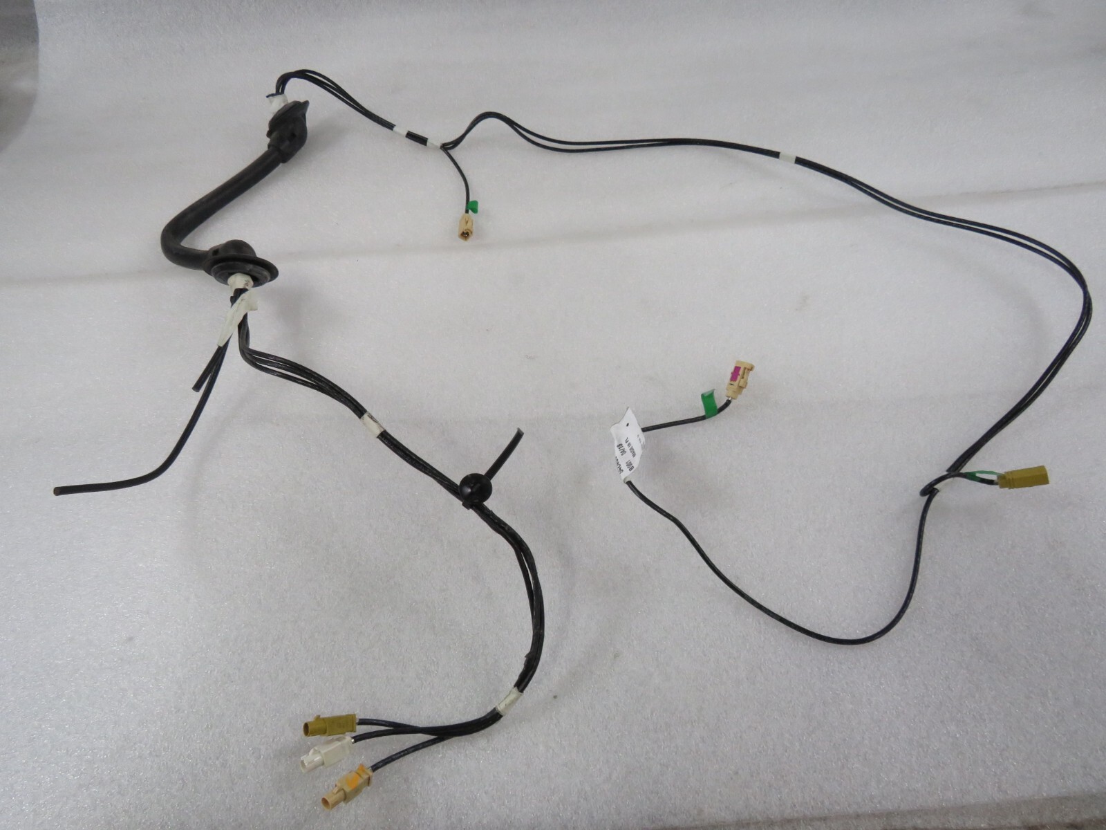 Maserati Granturismo, Antenna Wire Harness, Missing Plugs, Used, P/N 342466