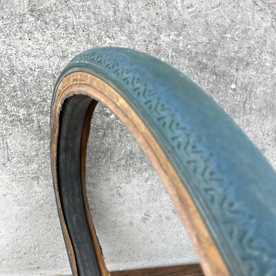Tioga Comp ST Tire Old School BMX Blue Display OG 80s