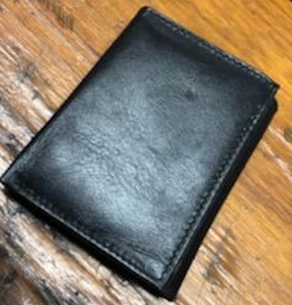 Slim RFID-Blocking Leather Wallet for Men & Women-image