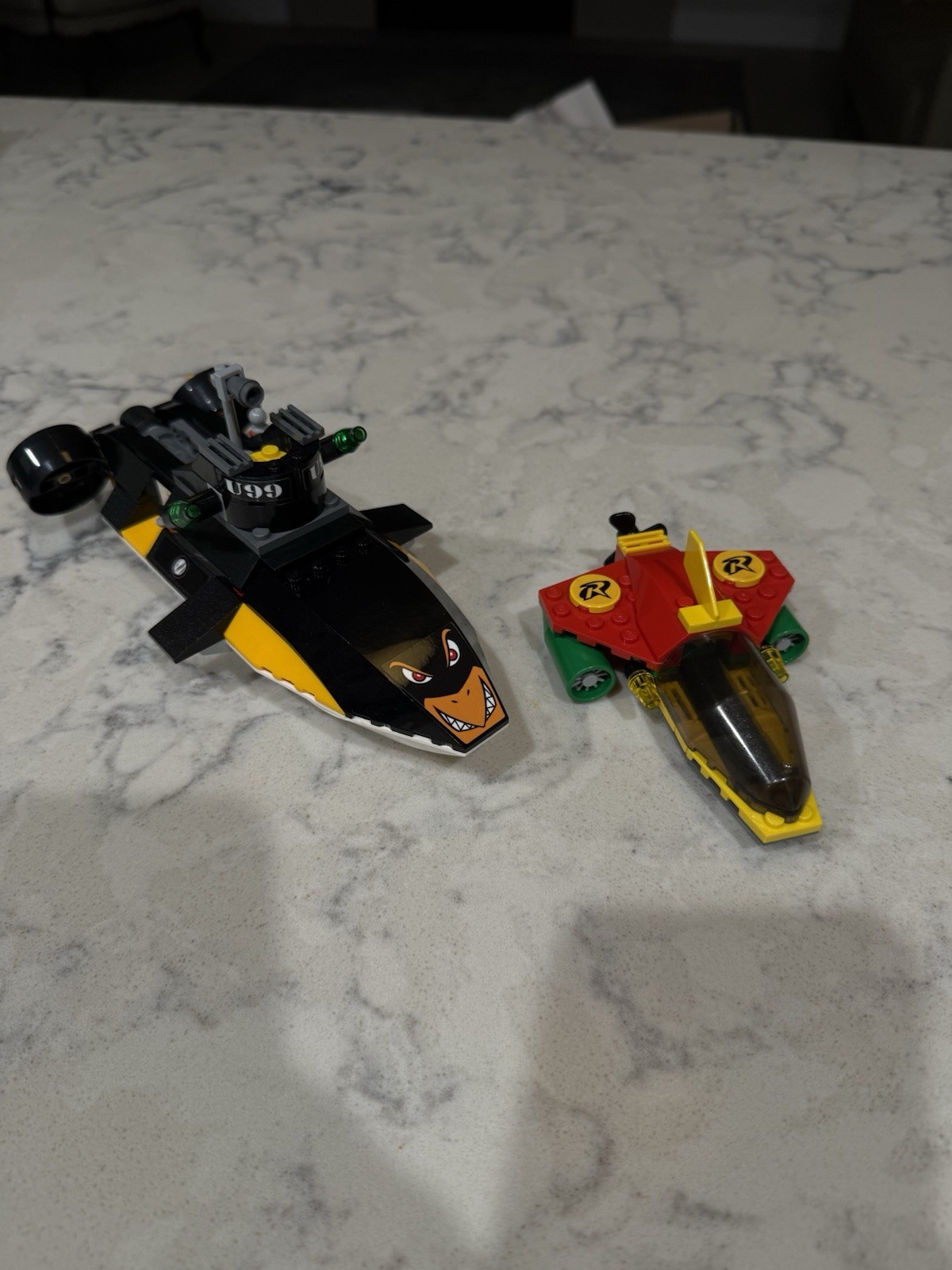 LEGO Batman: Robin's Scuba Jet: Attack of the Penguin (7885)