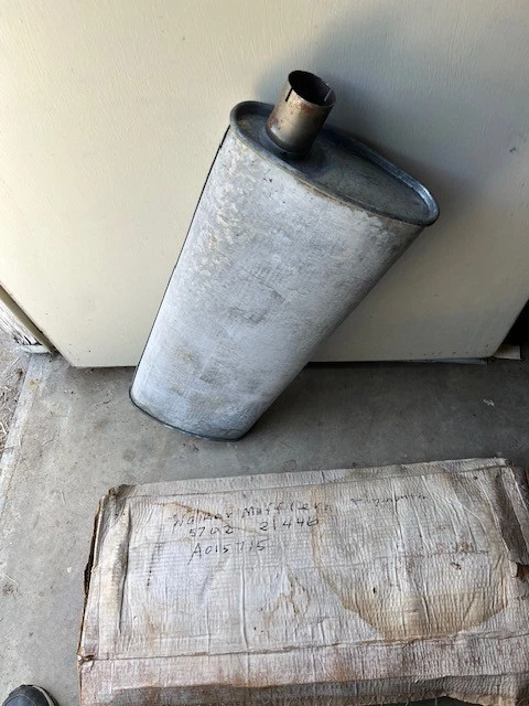 Nuevo silenciador 1965-1971 Dodge Polara y Plymouth Fury y VIP todo policía y taxi Foto 3 de 4