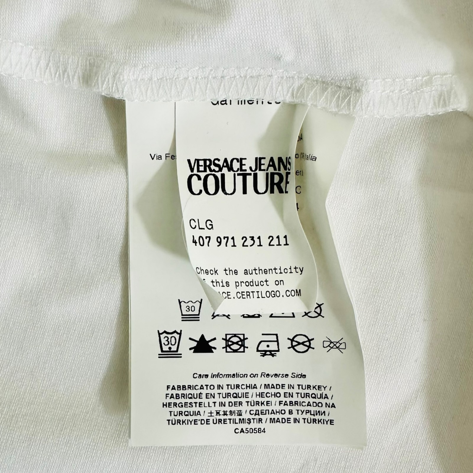 Versace Jeans Couture Women's Sz XL Logo Graphic Short Sleeve White T-Shirt NEW thumbnail 8