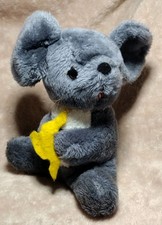 Vintage 1973 Dakin Plush Mouse And Cheese 10  Stuffed Animal