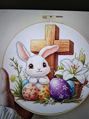 Printed Cross Stitch Easter Bunny 12 Colors 11ct 24x24cm Beginner-friendly