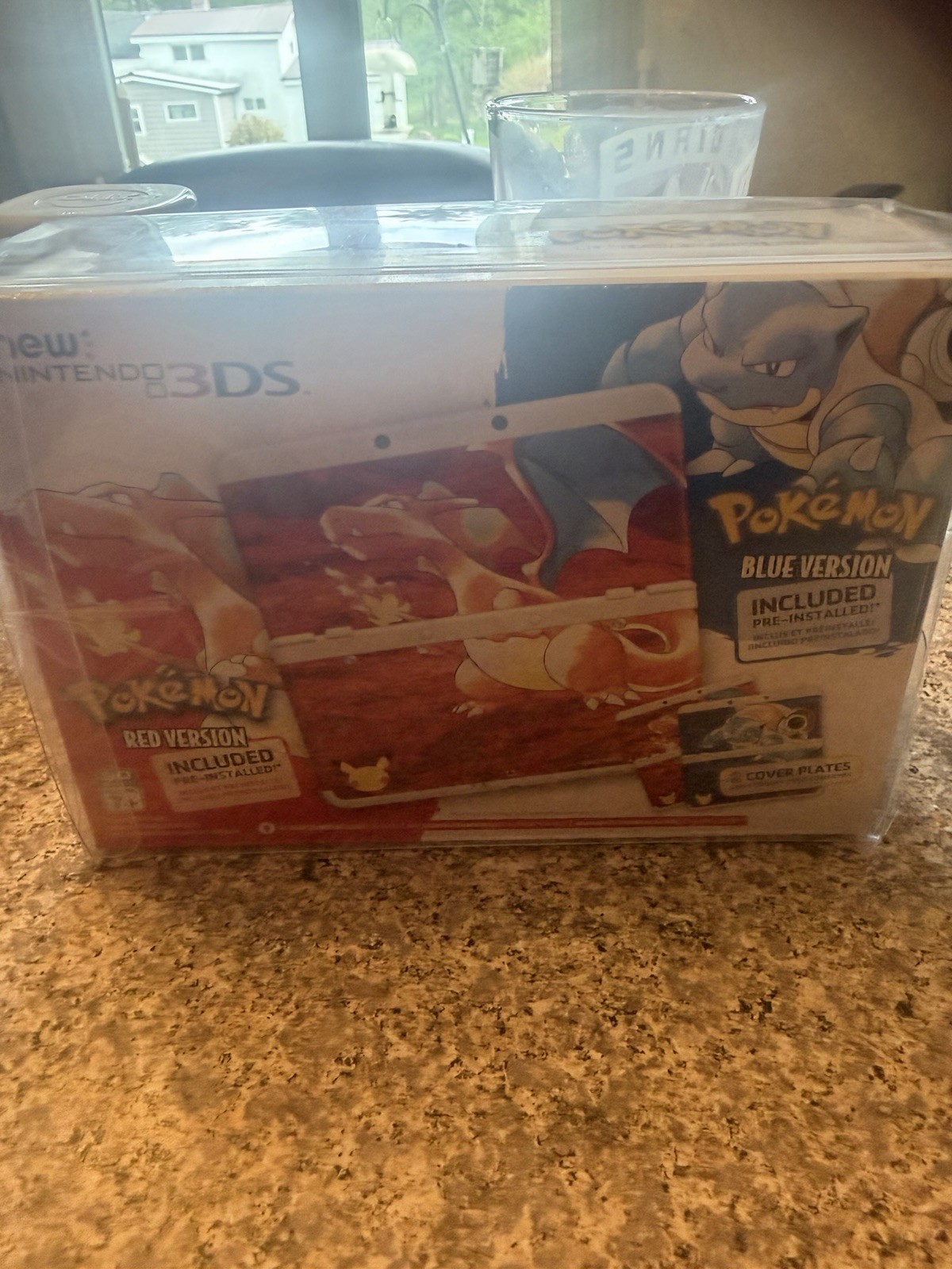 New Nintendo 3DS Handheld Console 20th Anniversary Pokemon Red And Blue Edition