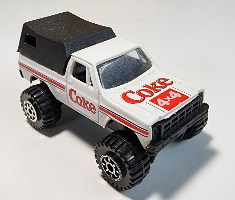 Vintage Hartoy White Coca-Cola Chevy 4x4 Pickup Truck 1/64 Diecast