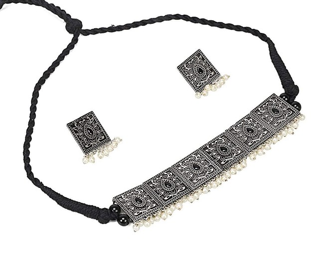 Indian Fashion Jewellery Antique Silver Stone Work Handcrafted Necklace Set Indian Fashion Jewellery Antique Silver Stone Work Handcrafted Necklace Set