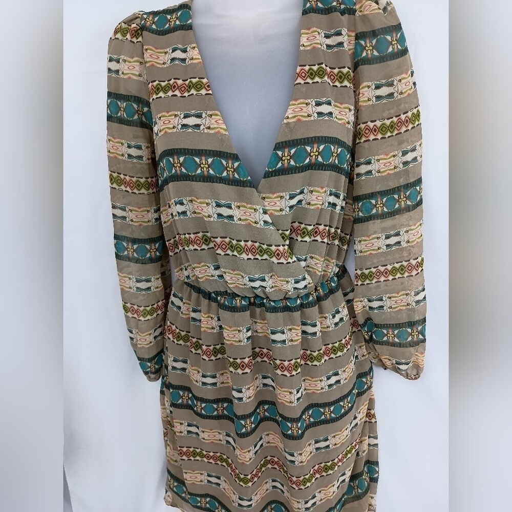 Patterned aztek boho western prepy  PEPPERMINT Mu… - image 1