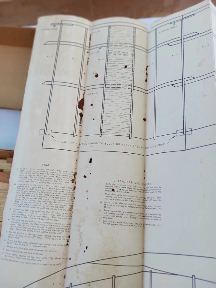 Vtg set of 2 the new zeek Flight Model blueprints and Balsa wood kit (ATO) - Image 3 of 4