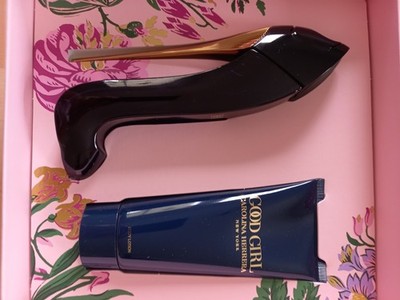 Carolina Herrera good girl Geschenset (50ml Eau de Parfum, 100ml Bodylotion)
