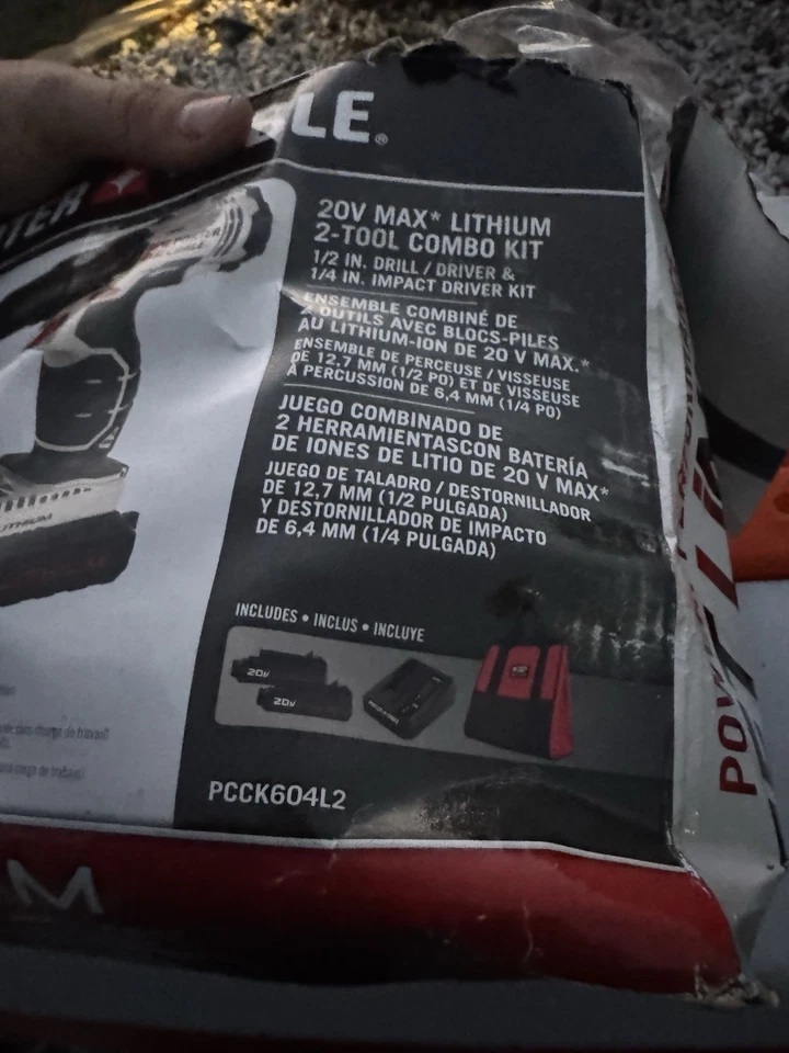 PORTER-CABLE PCCK604L2 20V Max Lithium Ion 2-Tool Drill/Impact Driver Combo Kit - Image 2 of 4