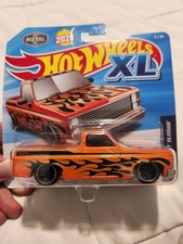 Hot Wheels XL  83 Chevy Silverado