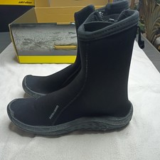 seadoo neoprene boots 4442622890 size w8