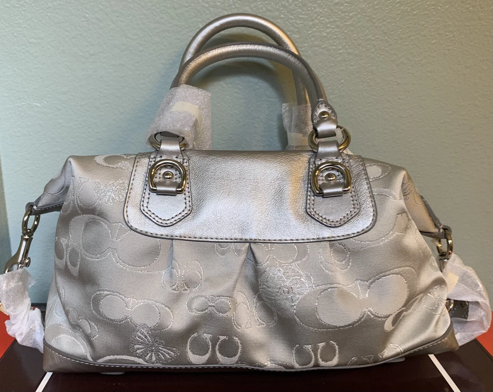 Raro Bolso Cartera Coach Ashley Signature Jardín Plisado Mariposa 18424 Nuevo con Etiquetas Foto 4 de 4