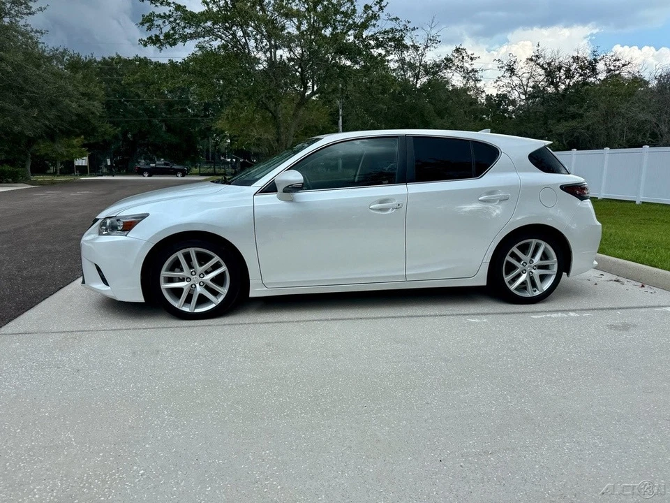 2016 Lexus CT 200h CT200 HATCHBACK PÉROLA BRANCA EMINENTE EXCEPCIONAL E BONITO - Imagem 4 de 4