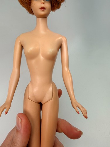 Vintage 1964 Mattel Barbie Titian Red Hair Bubble Cut 850 Auburn Straight leg - Afbeelding 14 van 21