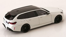 1:18 Solido BMW M5 G99 Touring 2025 bianco