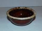 NEAT VINTAGE HULL OVEN PROOF BROWN DRIP GLAZE 5 3/8" BOWL