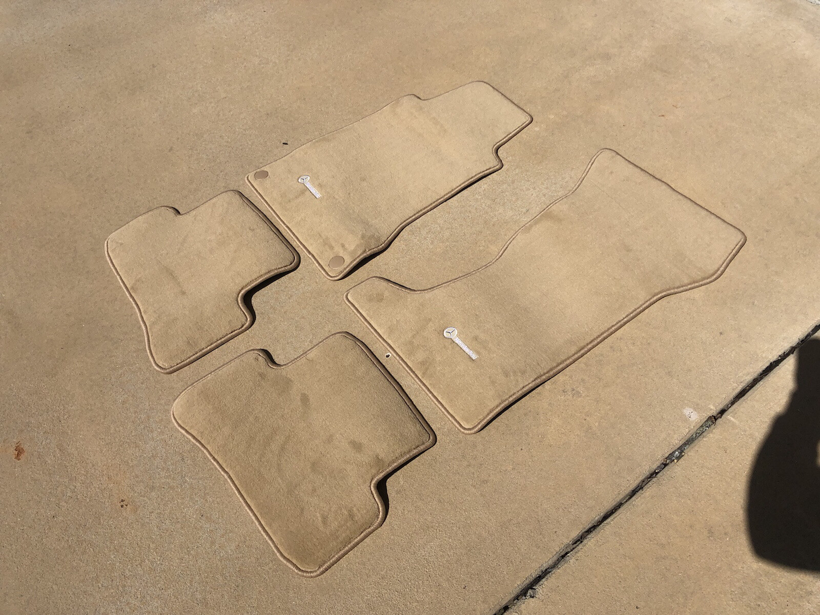 20012007 MercedesBenz (4Matic) W203 Floor mats C240 C280 C320 C350