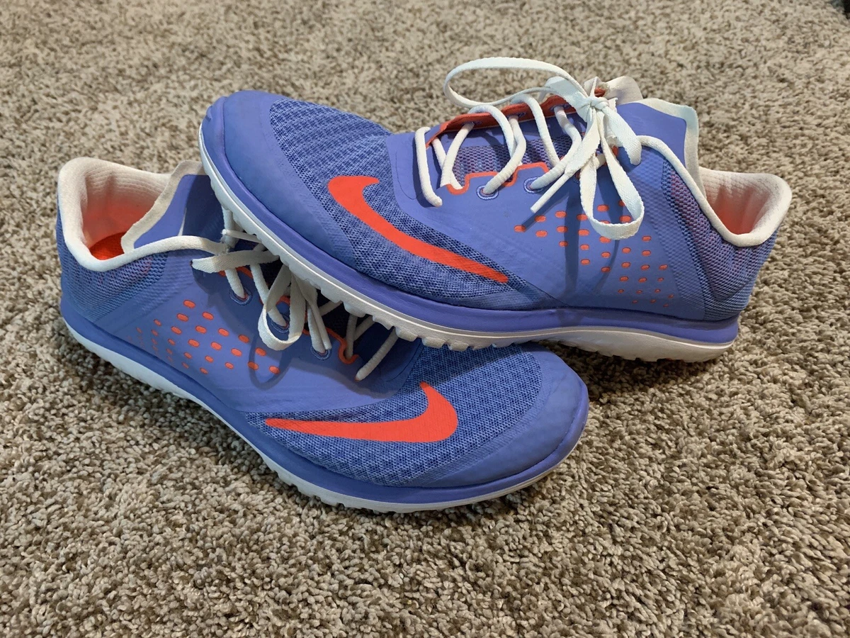 Nike women's shop shoes size 9