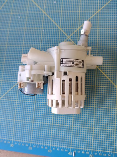 Miele Motor Umwälzpumpe Druckwächter Mppw 01-31/4 04814569 10116776 29111930