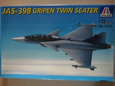 Model aircraft 1/72 ITALERI Ref 1216 JAS-39B Gripen Twin Seater