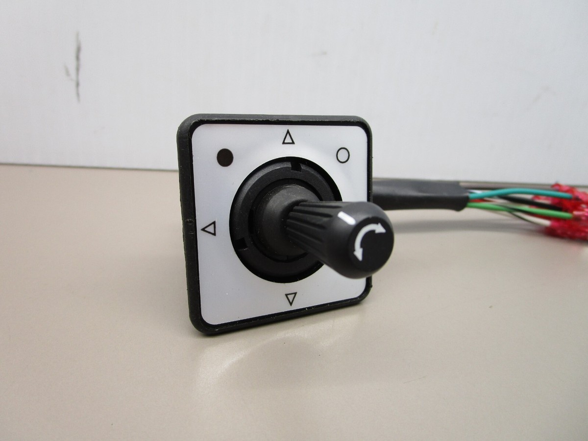Elec-Tec X516 Mirror Control Switch Joystick Style 17100-2221-000