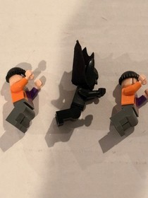 Lego lot 6864 Batmobile and Two-Face Chase Minifigures DC Super Heroes Batman
