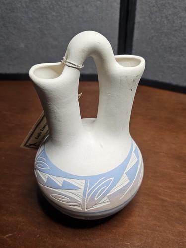 Eagle Dancer Pottery Hand Painted&Etched Wedding Vase Signed Diné -__taly - Picture 3 of 7